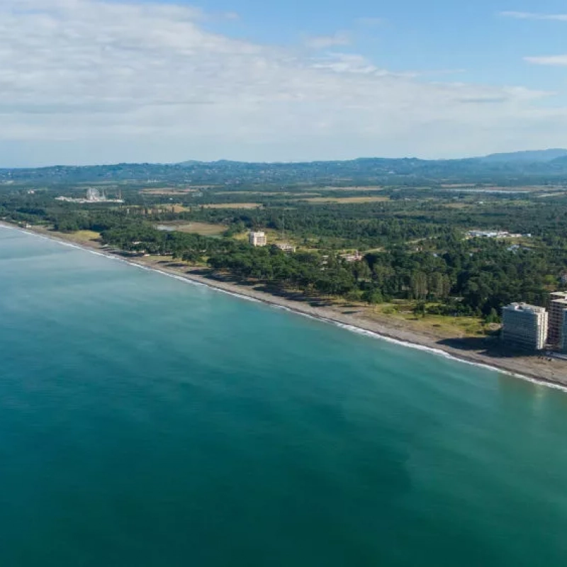 magnetic-beach-resort-georgia--1000x563